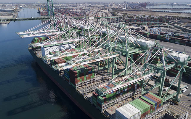 los_angeles_port_containers